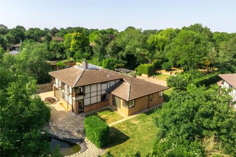 Cottisford Crescent, Marsh Drive, Great Linford, Milton Keynes, MK14