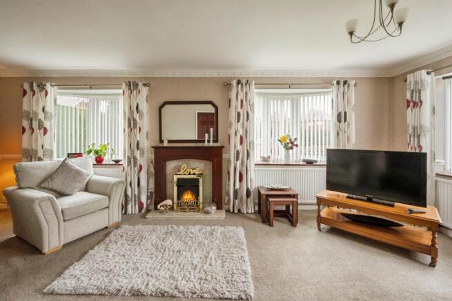 2 bed Detached Bungalow for sale Image 8