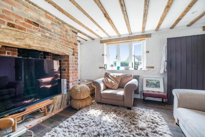 Living Room (2)