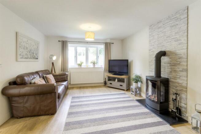 7a Oakfield Gardens, Atherstone [HIGHres] 006.jpg