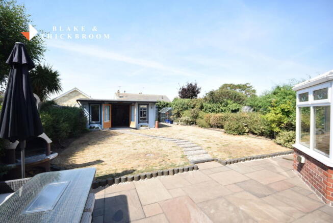 Richmond Drive, Clacton-on-sea, CO15 2PH photo 4