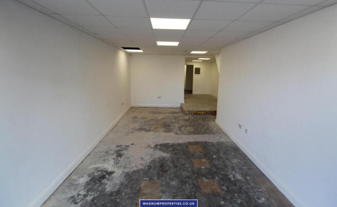Not Specified to rent Image 6
