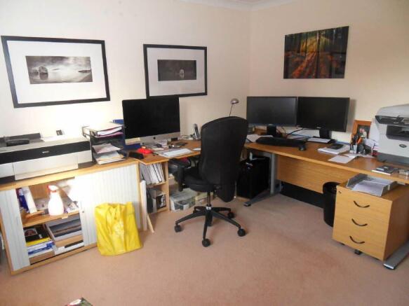 Photo 12