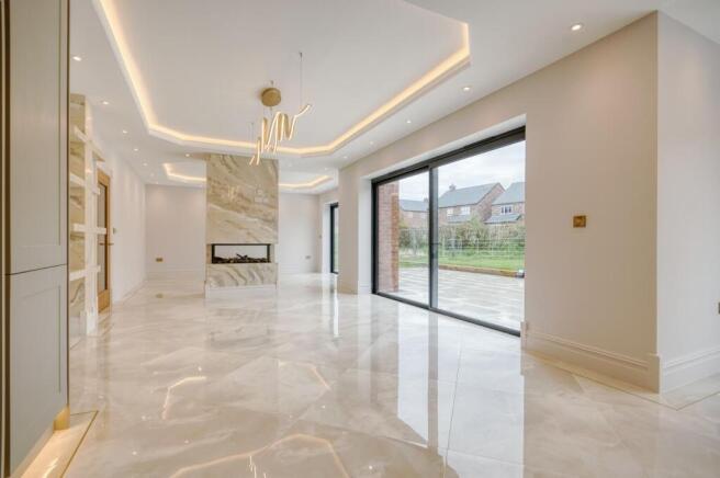 Dining area 2
