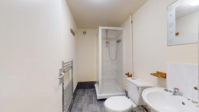 6 bed Terraced to rent Image 6