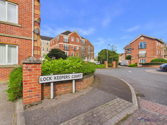 2 Bed Apartment to Let