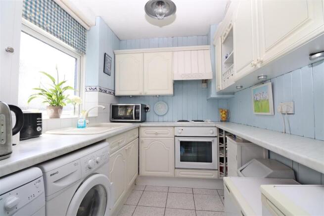 Kitchen.JPG