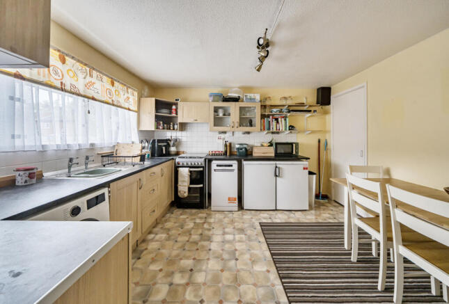 1365491-10-68e91c...