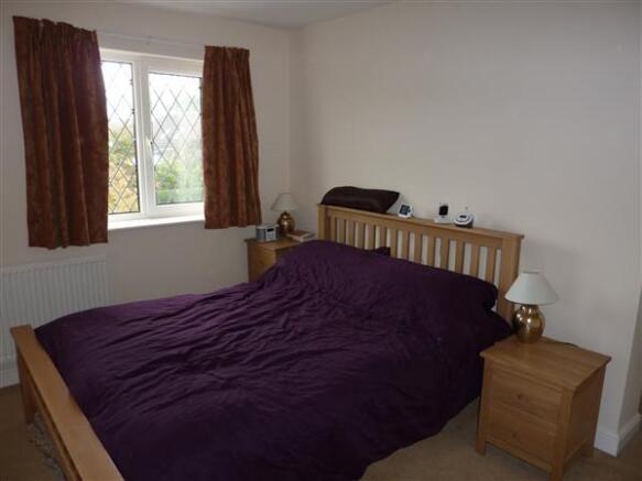 MASTER BEDROOM SUITE