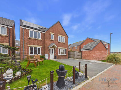 Redfern Way, Lytham St. Annes, FY8