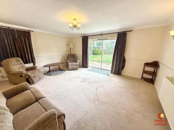 Lounge 1 (9)