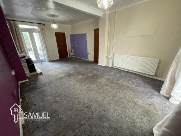 Living room d.JPG