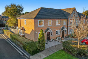 35, King George Gardens, Chichester PO19 6LB