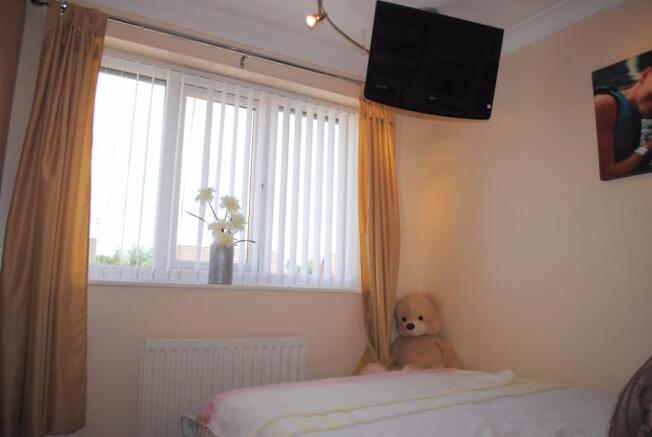 Bedroom 3.JPG
