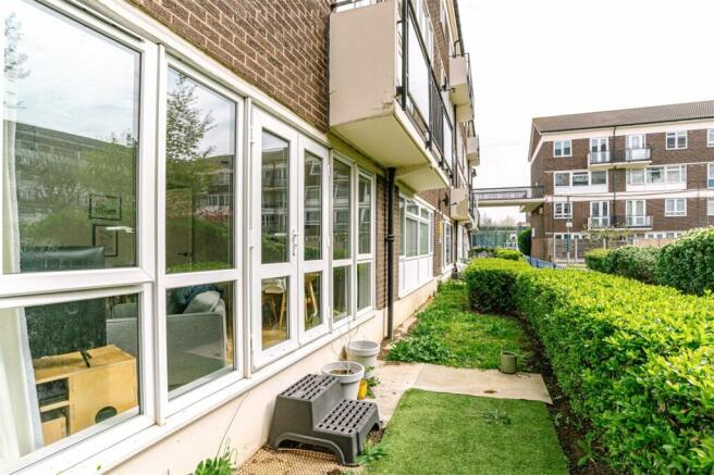 Sheffield Square, E3