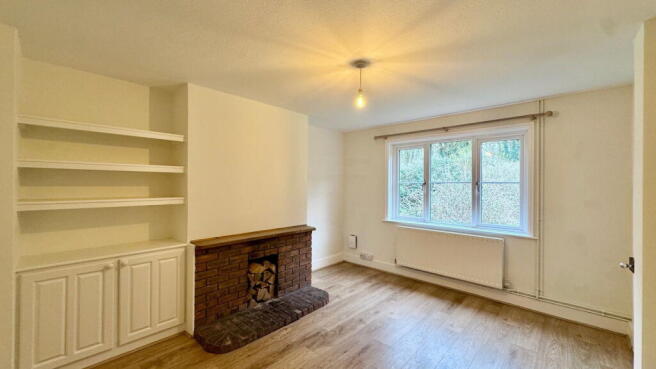 Woolton Hill, Newbury, RG20 9XJ photo 4
