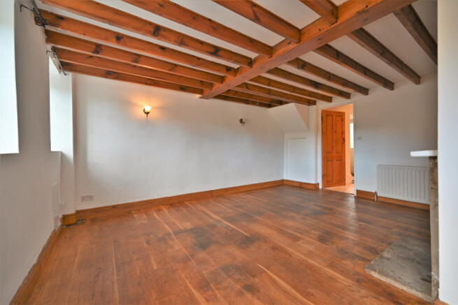 2 bed Terraced to rent Image 11