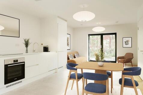 38 Hidden Gardens, LS5 3FD, Stãll