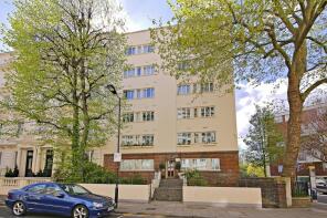 12, Oak Tree Lodge, Leinster Gardens, London W2 3AT