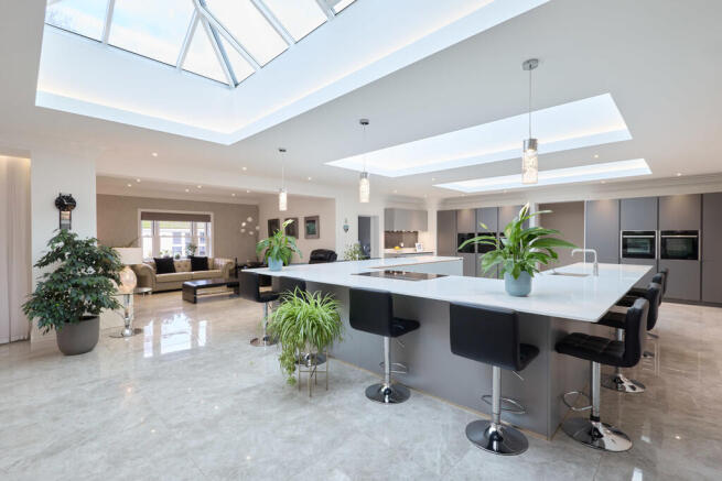 23 Worlington Roa...