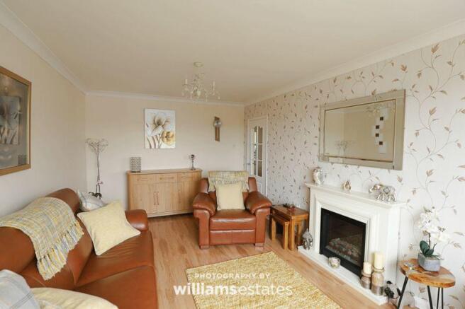 Living Room Aspect 2