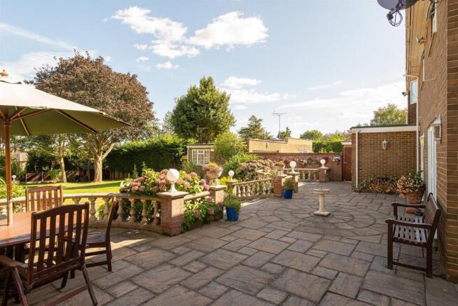 26 Dane Close 25.jpg