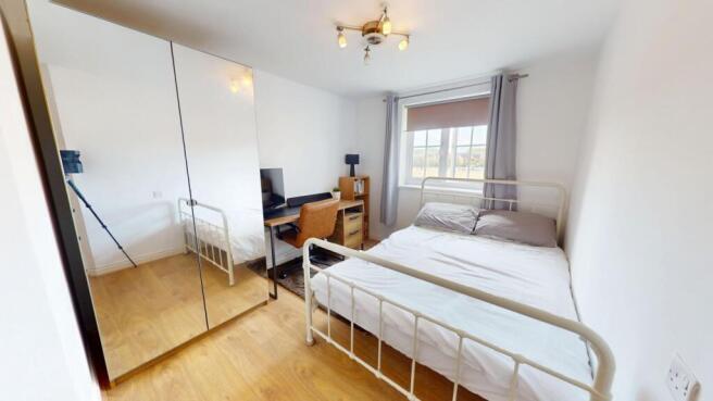 2 bed Apartment for sale Image 6