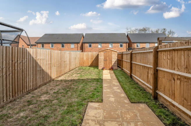 1342194-6-68bb032...