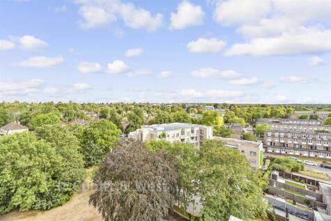 Basinghall Gardens, South Sutton, Surrey