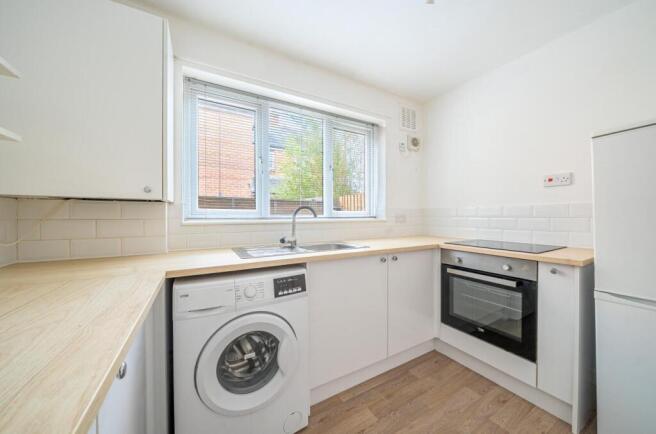 Hursley Road 123a (11).jpg