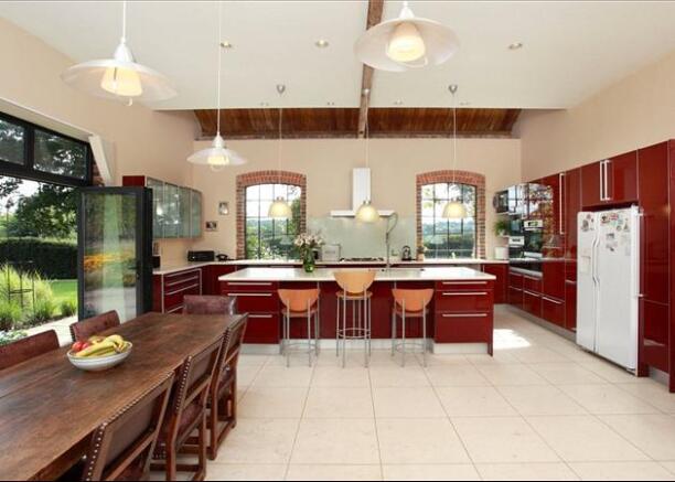Kitchen/Breakfast Rm