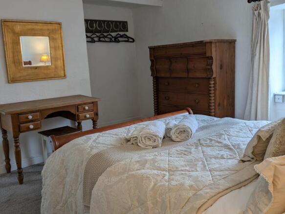2 bed Terraced for sale Image 9