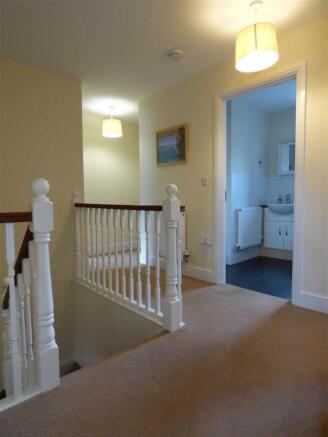 FIRST FLOOR STAIRS