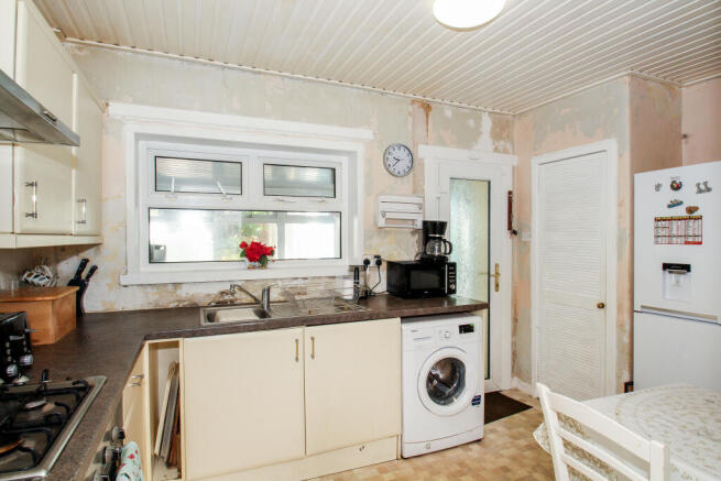46, Woodside Avenue, Rosyth, Fife, KY11 2LA photo 4