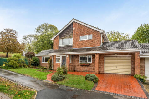 Fanstones Road, Eldene, Swindon, SN3