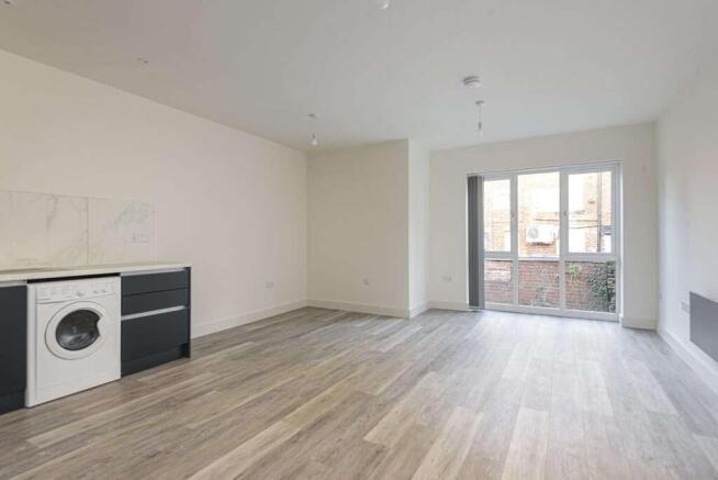 Flat_13_764a_Chesterfield_Road