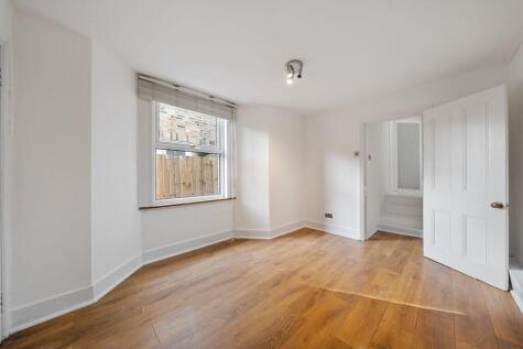 Felix Road, London, W13