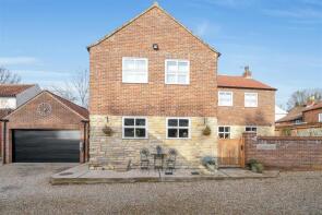 1, Coachyard Mews, Gainsborough DN21 4NP