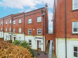 10, Trunkfield Meadow, Lichfield WS13 8FL