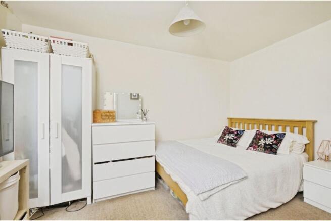 3 bed Terraced for sale Image 7