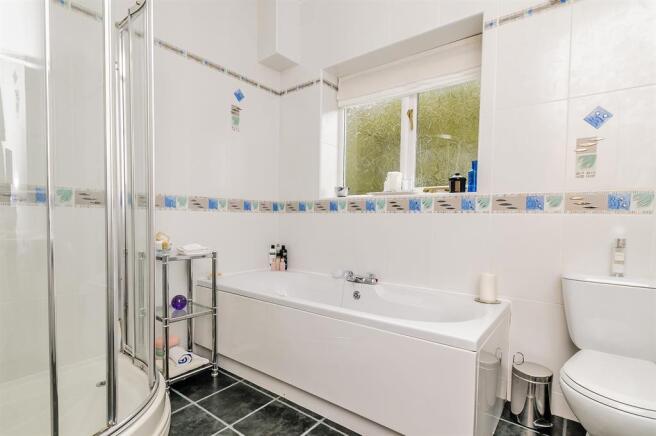 HOUSE BATHROOM