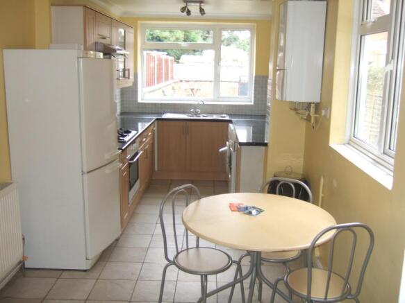 Kitchen Dining area
