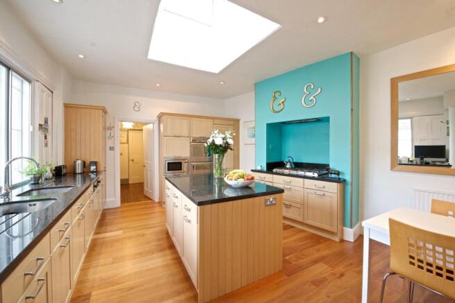 Kitchen/Breakfast