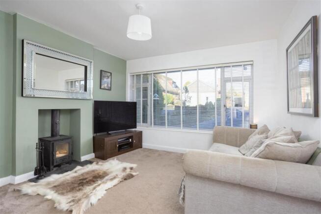 3 bed Detached for sale Image 4
