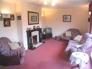 PLEASANT LOUNGE