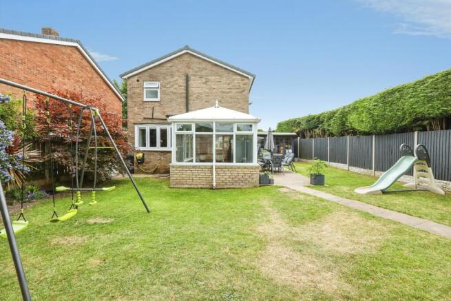 3 bed Detached for sale Image 12
