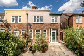 17, Runnymede Gardens, Greenford UB6 8SX