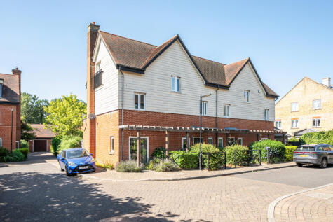 Adair Gardens, Caterham, CR3