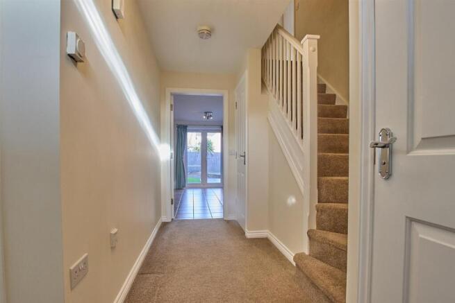 Garner Close BW 2.jpg