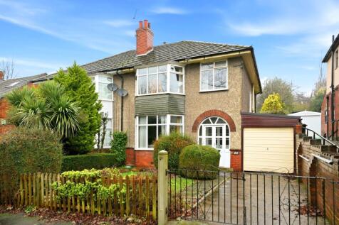 Central Avenue, Huddersfield, HD2